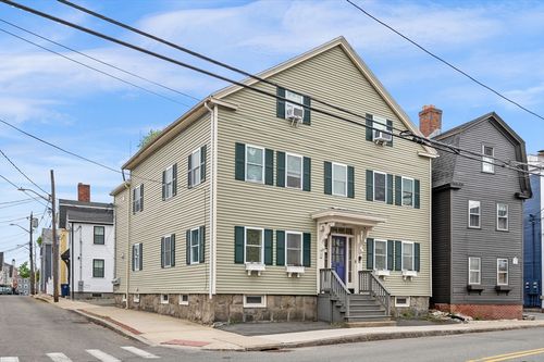 1-33 Essex St, Salem, MA, 01970-5280 | Card Image