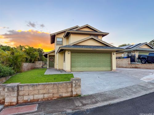 94-1053 Kamiki St, Waipahu, HI, 96797-5318 | Card Image