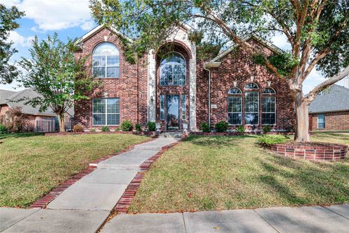 333 Green Acres Dr, Murphy, TX, 75094-3273 | Card Image