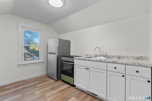 59 Hill St, Torrington, CT, 06790-5581 | Card Image