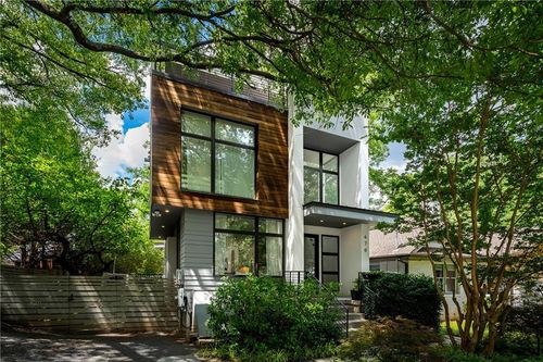 670 Willoughby Way Ne, ATLANTA, GA, 30312-1113 | Card Image