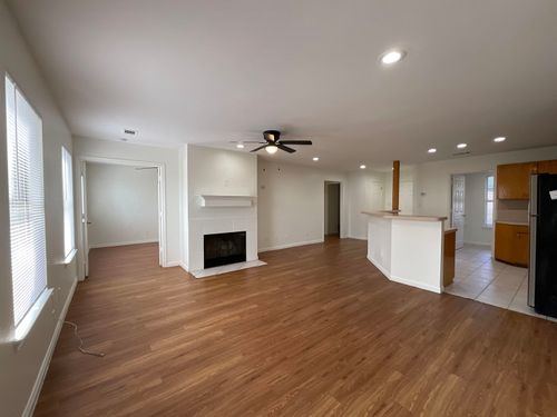 405 Green Leaf, Horseshoe Bay, TX, 78657-5806 | Card Image