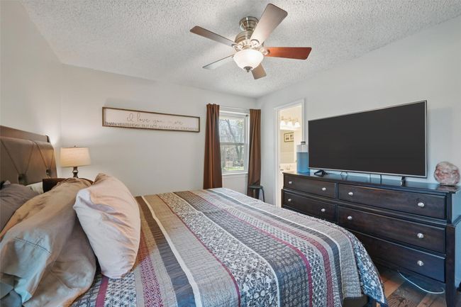 501 Cortes St, House other with 5 bedrooms, 3 bathrooms and null parking in Krugerville TX | Image 10