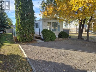 338 Hawkes St, House other with 2 bedrooms, 1 bathrooms and null parking in Balgonie SK | Image 3