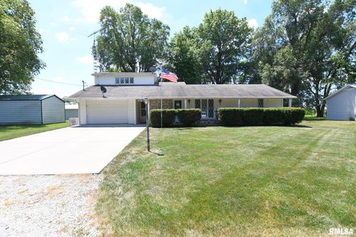 107 E Harrison St, Edinburg, IL, 62531-9674 | Card Image