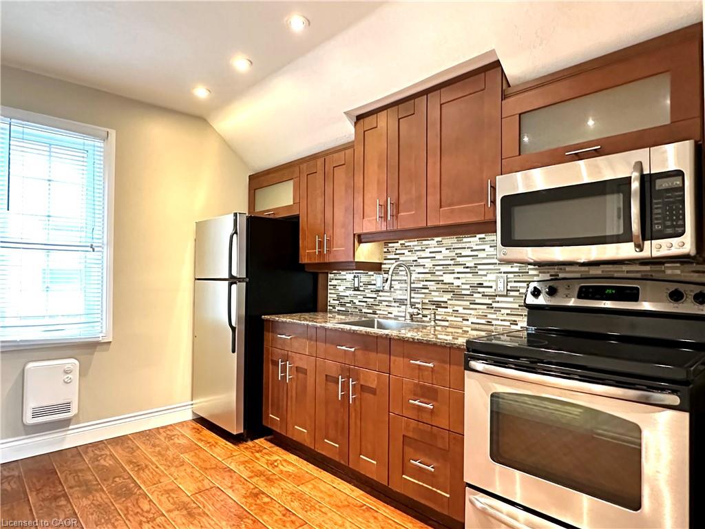 Residential Lease in Kitchener 4