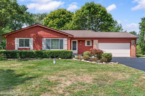 1943 Shewchenko Dr, Highland, MI, 48356-2160 | Card Image