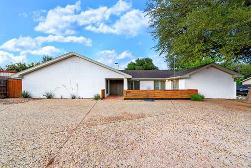 2400 Metz Pl, Midland, TX, 79705-4924 | Card Image