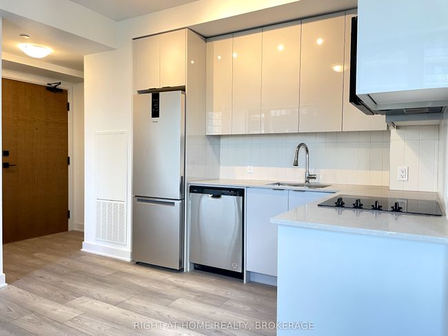 1306 - 2920 Highway 7, Condo with 1 bedrooms, 1 bathrooms and null parking in Vaughan ON | Image 26
