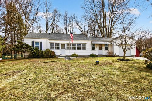 610 East St S, Suffield, CT, 06078-2426 | Card Image