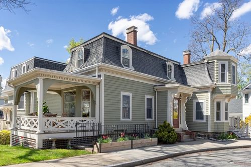 123-123 Charlesbank Rd., Newton, MA, 02458 | Card Image
