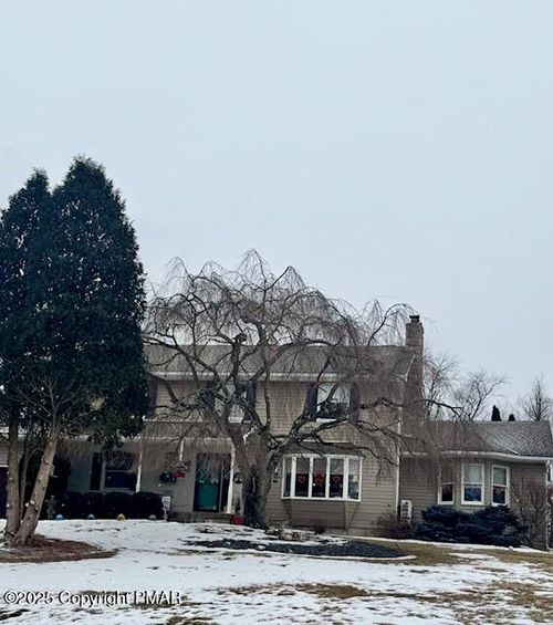 1618 Kickapoo Ter, Effort, PA, 18330-9743 | Card Image