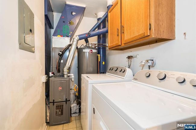 34 John St, Condo with 2 bedrooms, 1 bathrooms and null parking in Bloomfield NJ | Image 22