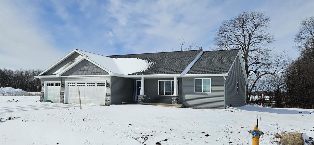 Street Norbert Dr, Neenah, WI 54956