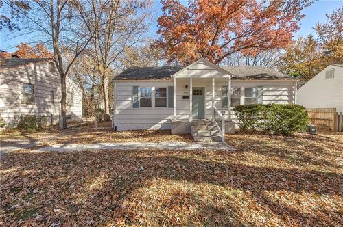 3407 S Cedar Ave, Independence, MO, 64052-1246 | Card Image