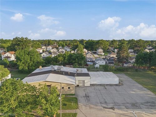 2430 E 28th St, Lorain, OH, 44055-2114 | Card Image