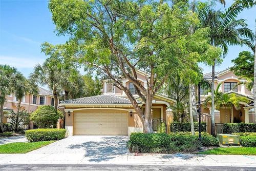 3-10-2669 Center Court Dr, Weston, FL, 33332-1833 | Card Image