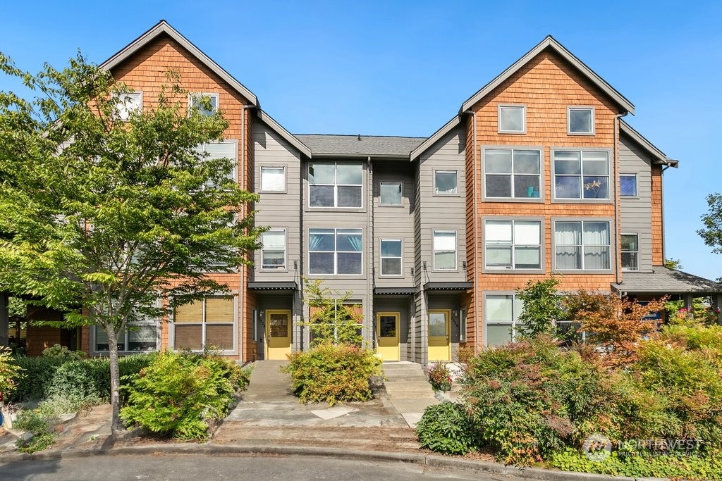 Columbian Way, Seattle, WA 98108