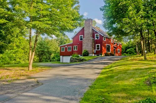 150 Harris St, Granby, MA, 01033-9797 | Card Image