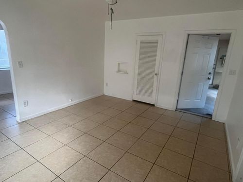 2-505 N 20th Ave, Hollywood, FL, 33020-4072 | Card Image