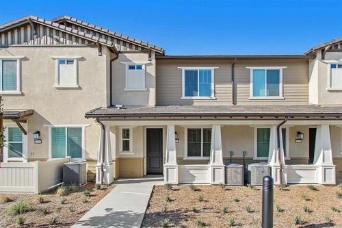 32336 Brunello Way, Temecula, CA, 92591-0388 | Card Image