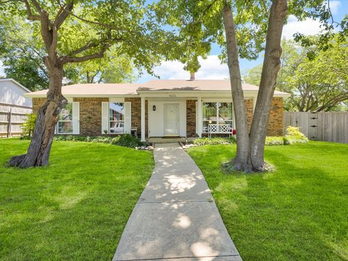 9221 Linda Vista Dr, Rowlett, TX, 75088-4426 | Card Image