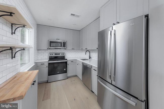 401 Winding Way, Condo with 2 bedrooms, 1 bathrooms and null parking in WESTVILLE NJ | Image 6