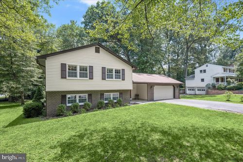 111 Stauffer Rd, SEVERNA PARK, MD, 21146-3020 | Card Image