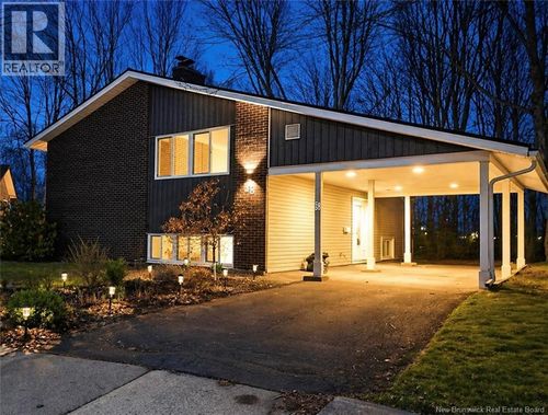 56 Chandler Cres, Moncton, NB, E1E3W7 | Card Image