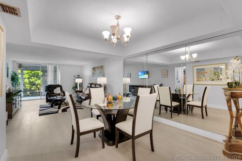 305-23247 Barwood Ln N, Boca Raton, FL, 33428-6728 | Card Image