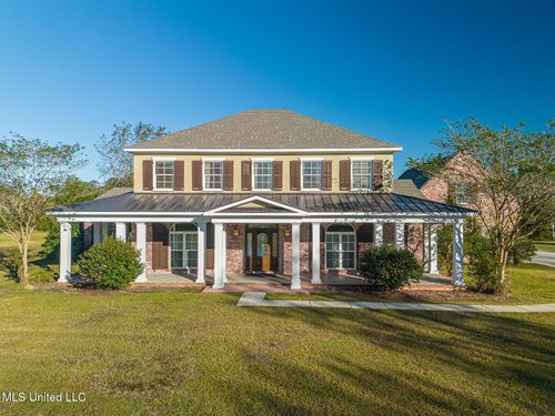 19910 Red Oak Rd, Saucier, MS, 39574-8192 | Card Image