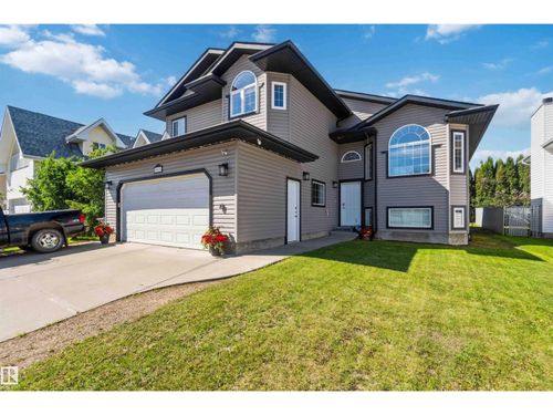 5343 64 St, Redwater, AB, T0A2W0 | Card Image