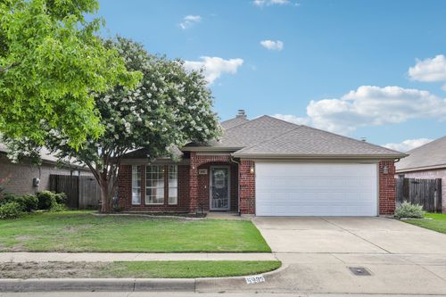 6932 Lomo Alto Dr, Fort Worth, TX, 76132-3560 | Card Image