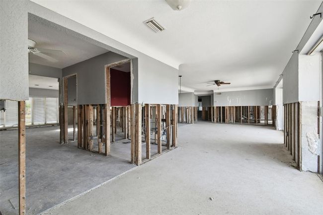 568 Johns Pass Ave, House other with 4 bedrooms, 3 bathrooms and null parking in MADEIRA BEACH FL | Image 33