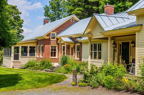 325 Whitney Road, Sharon, VT, 05065 | Card Image