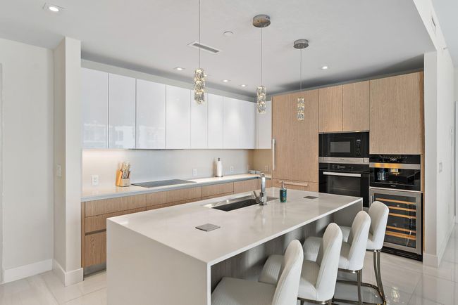 H1201 - 3100 N Ocean Dr, Condo with 2 bedrooms, 3 bathrooms and null parking in Riviera Beach FL | Image 12