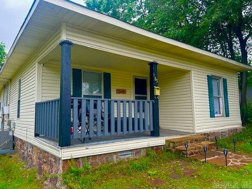 105 W Clinton St, Heber Springs, AR, 72543-3135 | Card Image