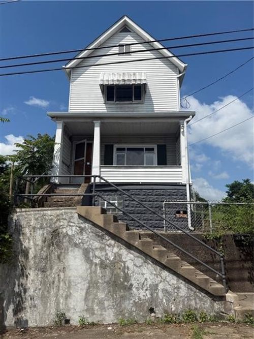 965 Leeds Ave, Monessen, PA, 15062-1757 | Card Image