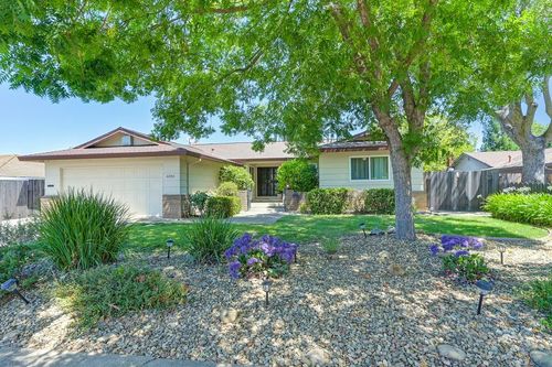 6251 Silverton Way, Carmichael, CA, 95608-0758 | Card Image