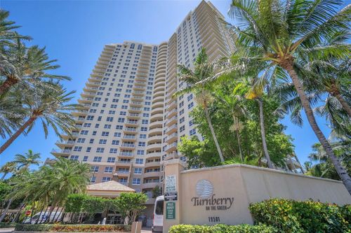 apt-607-19501 W Country Club Dr, Aventura, FL, 33180-2473 | Card Image