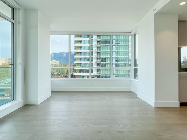 807 - 1675 Lions Gate Lane, Condo with 2 bedrooms, 2 bathrooms and 1 parking in North Vancouver BC | Image 10