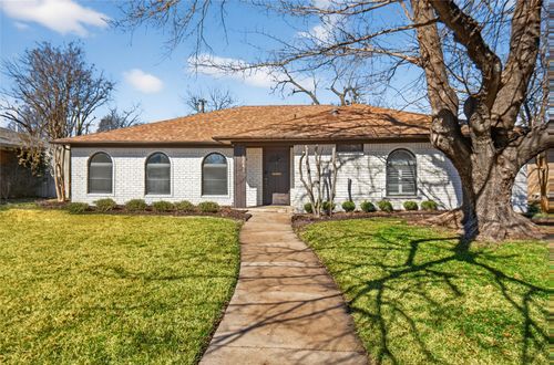 6841 Arboreal Dr, Dallas, TX, 75231-8127 | Card Image