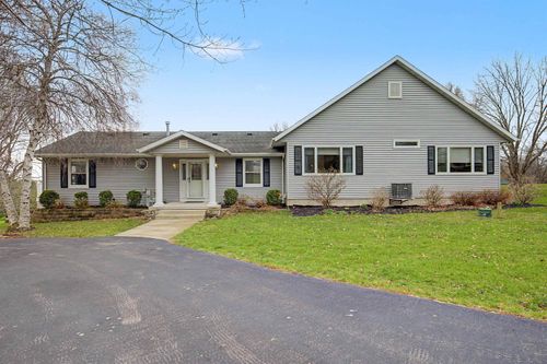 26-58 Blackwood Ct, LANARK, IL, 61046-9217 | Card Image