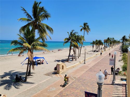 apt-303-3111 N Ocean Dr, Hollywood, FL, 33019-3711 | Card Image