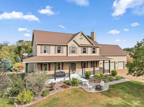 12470 W 270th St, Belle Plaine, MN, 56011-8239 | Card Image