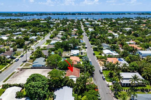 365 Linda Ln, West Palm Beach, FL, 33405-3615 | Card Image