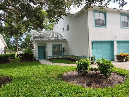 6566 Fairway Gardens Dr, Bradenton, FL, 34203-8843 | Card Image