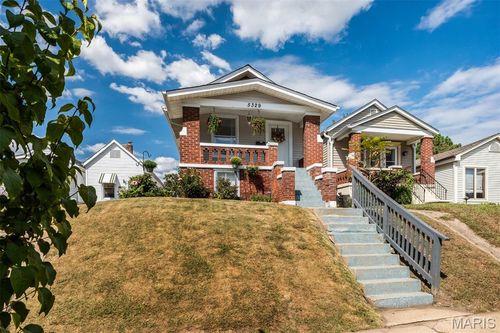 5329 Pattison Ave, Saint Louis, MO, 63110-2043 | Card Image