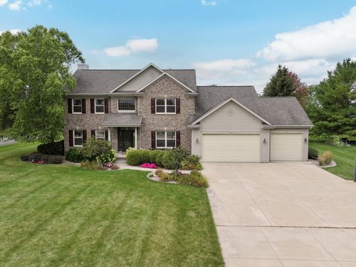 720 Country Club Ln, Fond Du Lac, WI, 54935 | Card Image