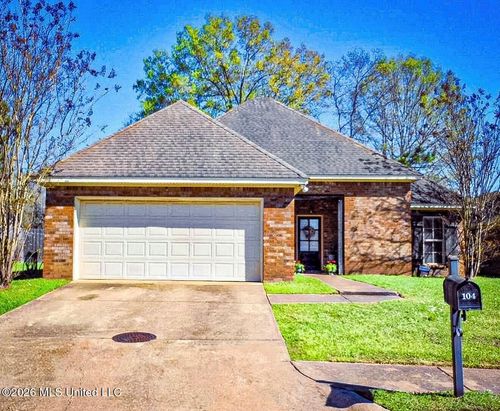 104 Silver Ridge Ln, Pearl, MS, 39208-5077 | Card Image